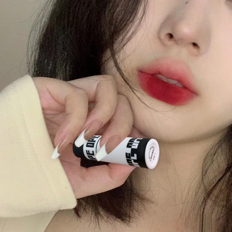 Matte Velvet Lip Gloss Waterpr - огляд і ціна Matte Velvet Lip Tint Long Lasting